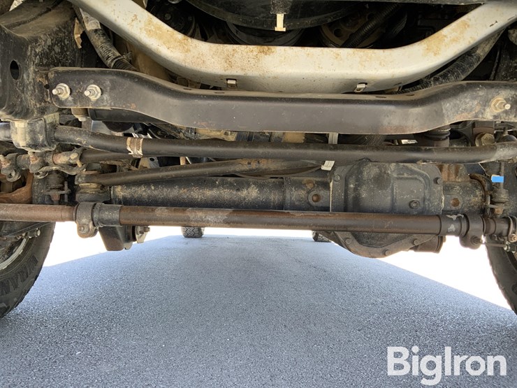2021-ford-f250-xl-image-10