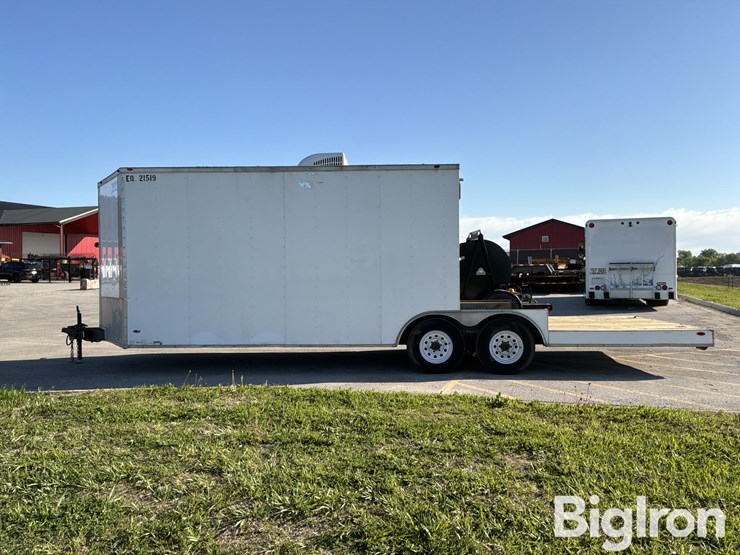 2020-custom-trailer-image-8