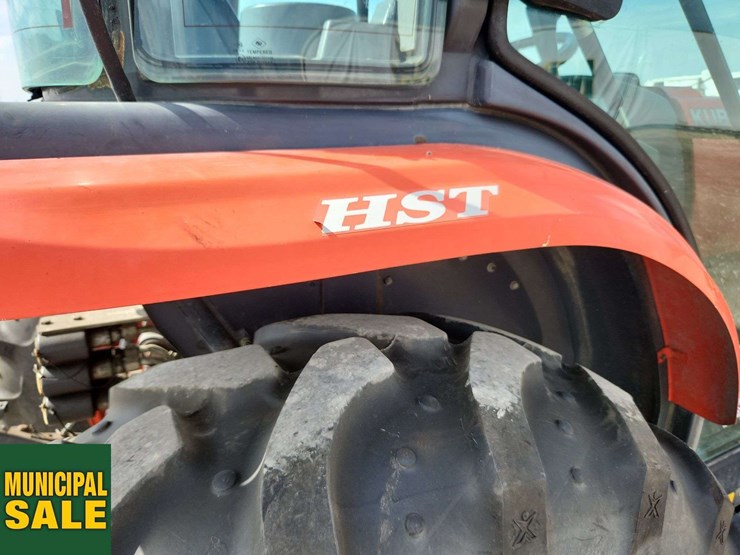2015-kubota-l4760-image-42