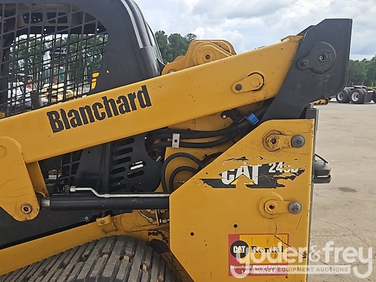 2018-caterpillar-249d-image-18