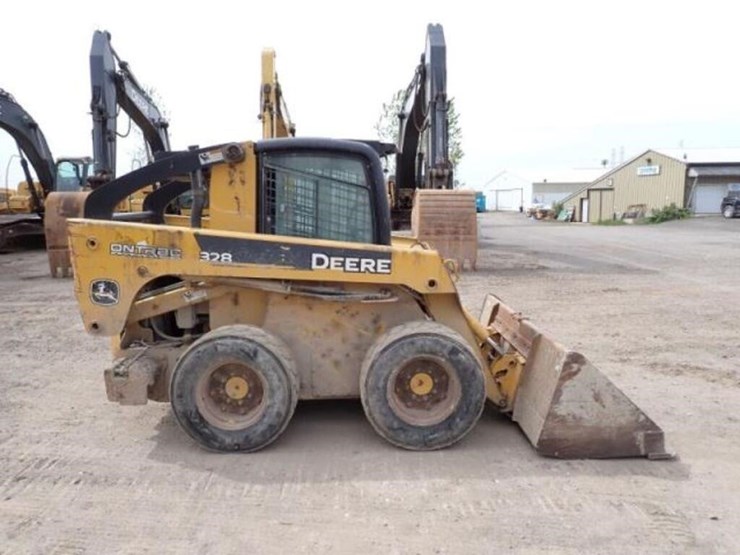 2008-john-deere-328-image-4