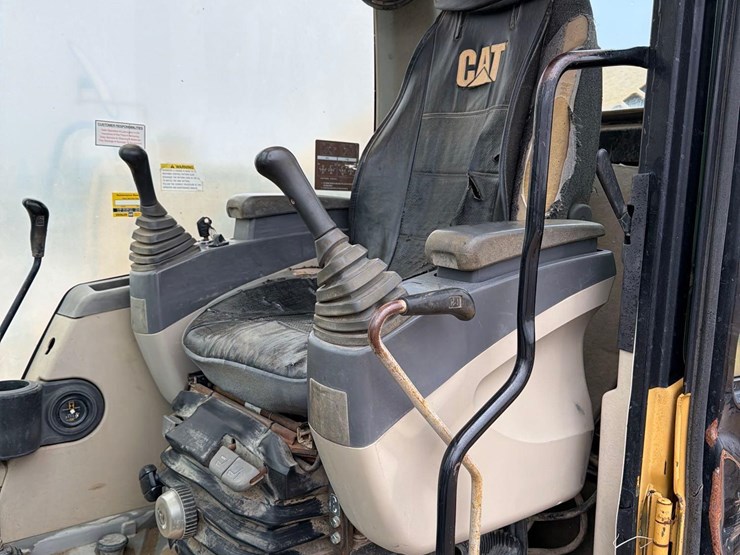caterpillar-307c-image-48
