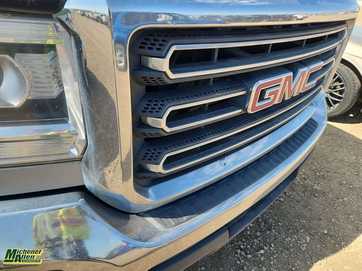 2015-gmc-sierra-3500hd-image-29