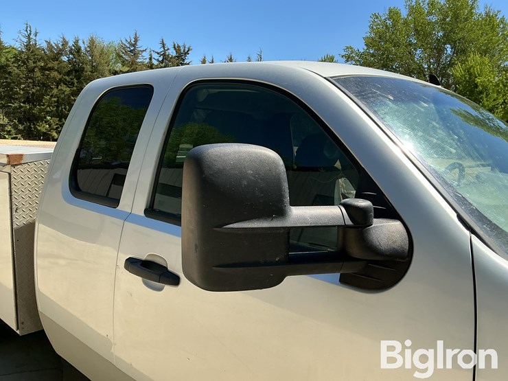 2011-chevrolet-2500-image-14
