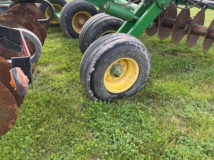 john-deere-637-image-14