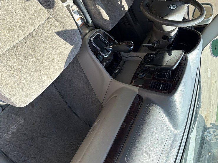 2004-suzuki-xl7-image-39