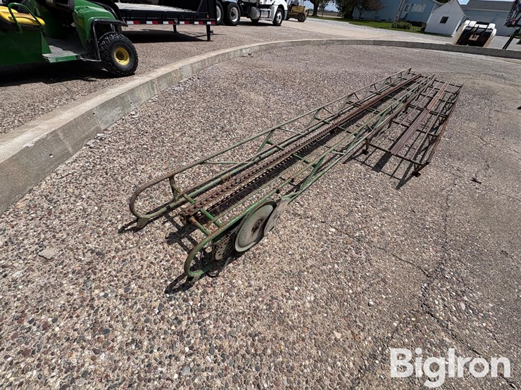 john-deere-200-image-11