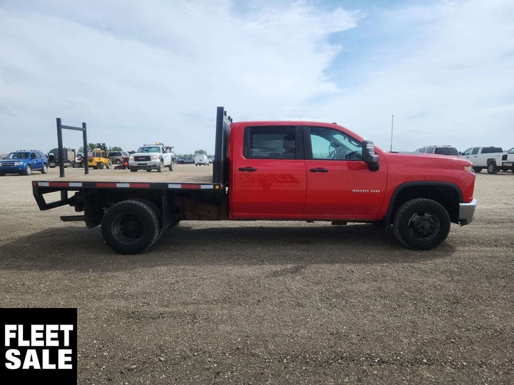 2020-chevrolet-silverado-3500hd-image-10