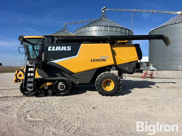 claas-750-c48-lexion-4wd-combine-image-8