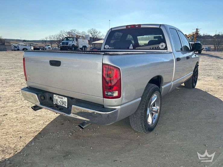 2003-dodge-ram-1500-image-3