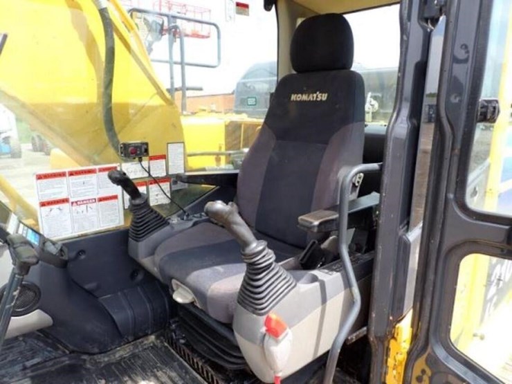 2022-komatsu-pc210-lc-11-image-18