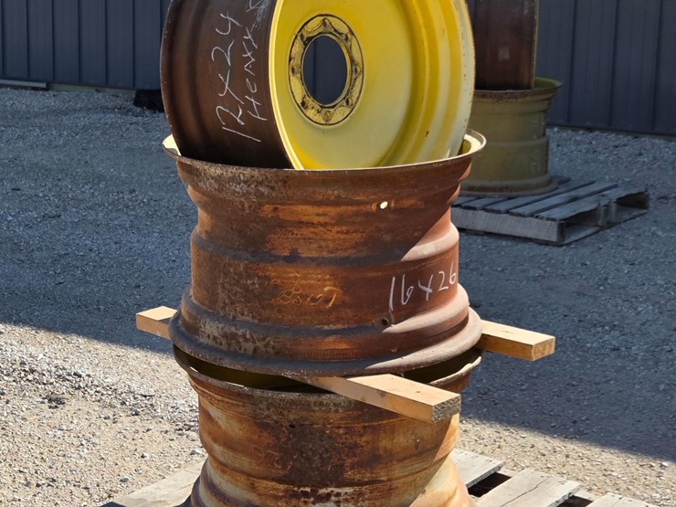 john-deere-2-image-1