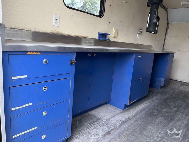 2011-international-durastar-4300-image-23