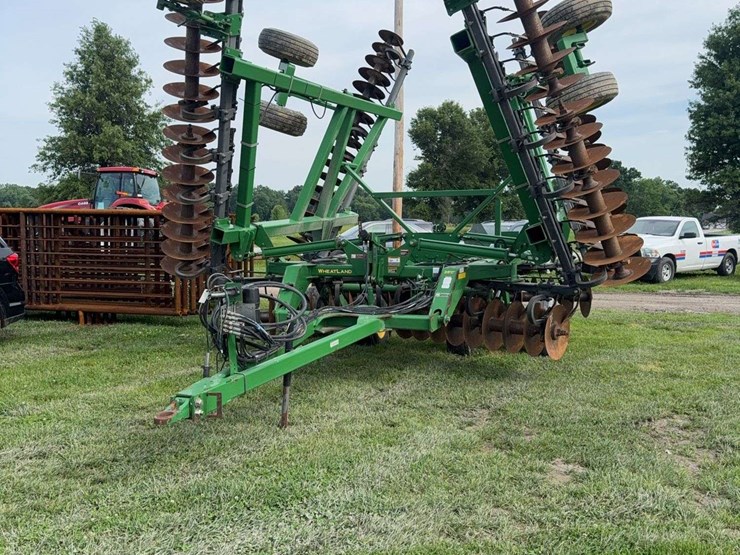 john-deere-637-image-2