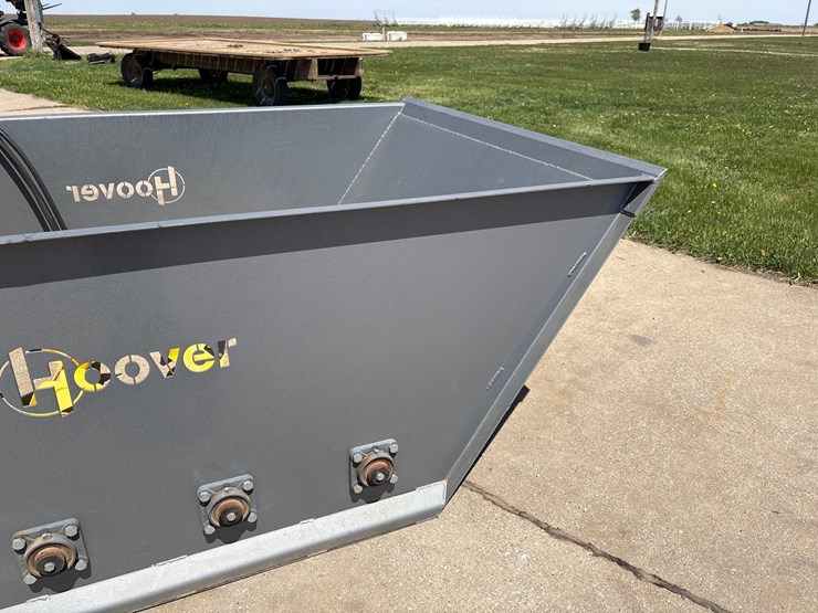 like-new-hoover-skidloader-bale-processor-image-7