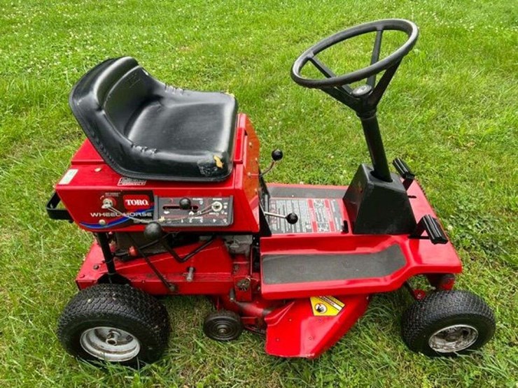 2000-toro-wheel-horse-70044-image-1