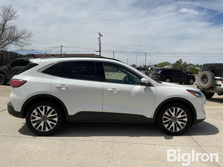 2020-ford-escape-image-4
