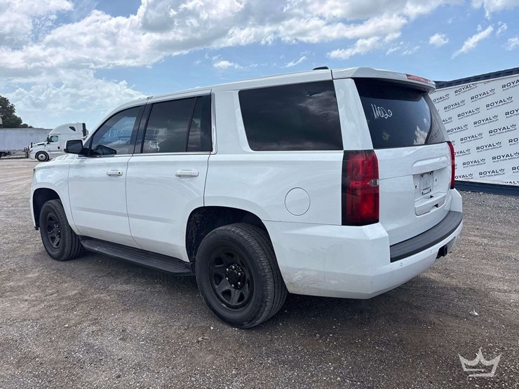 2019-chevrolet-tahoe-image-4