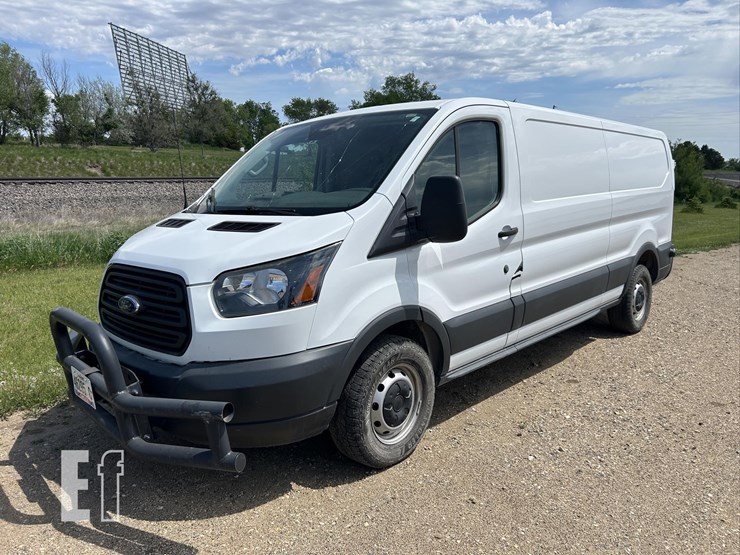 2018-ford-transit-image-1