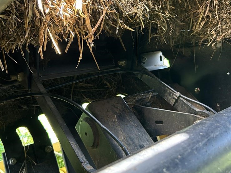 2001-new-holland-bb940s-image-25
