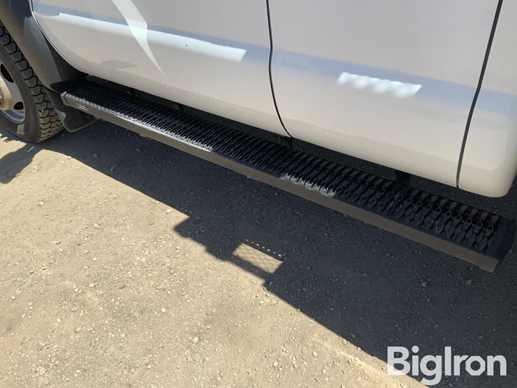 2015-ford-f550-image-19