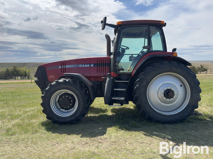 case-ih-mx210-image-8