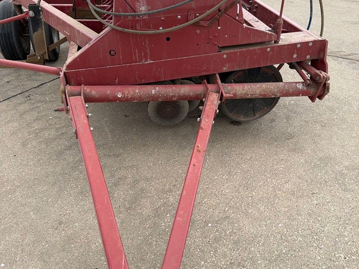 case-ih-6200-image-22