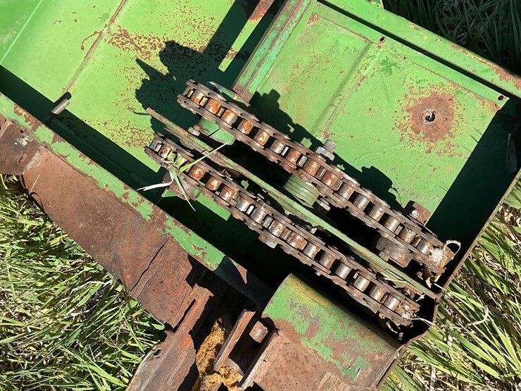 john-deere-5830-image-16