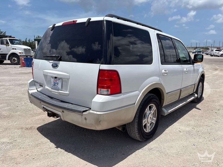 2006-ford-expedition-image-4