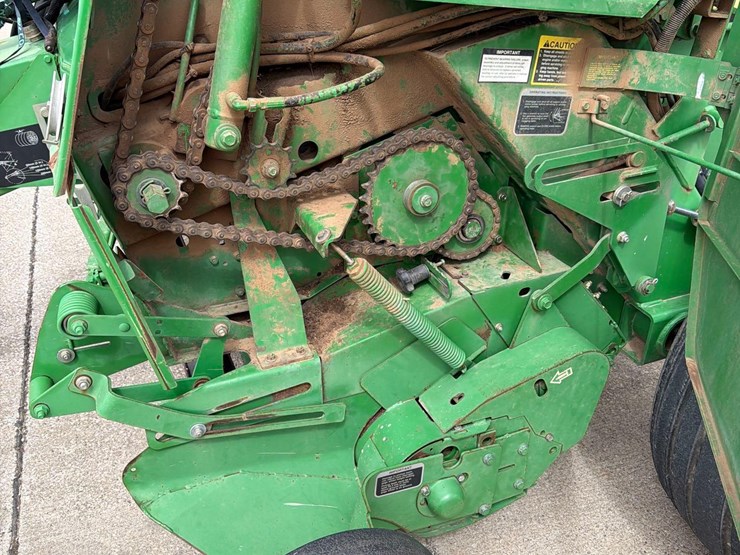 john-deere-568-image-31