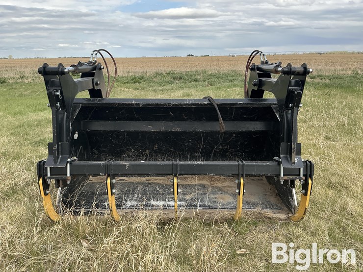 jcb-tm220-image-2