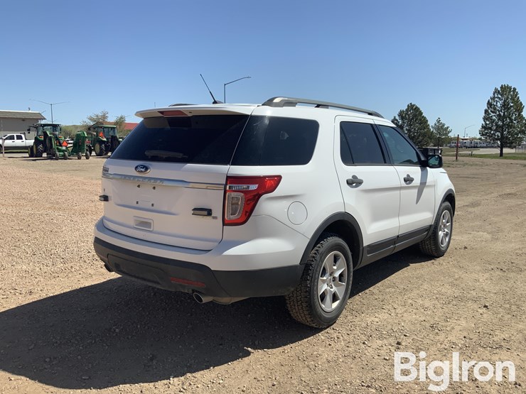 2014-ford-explorer-image-5