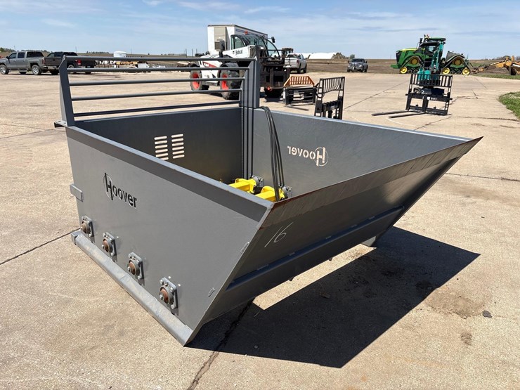 like-new-hoover-skidloader-bale-processor-image-1