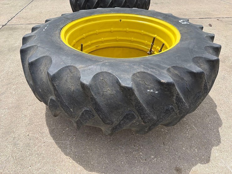 john-deere-4430-image-3