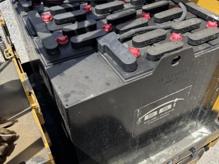caterpillar-ec15-image-12