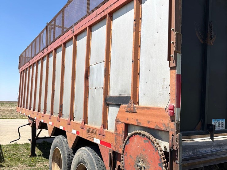 1976-bobc-30ft-live-bottom-semi-silage-trailer-image-8