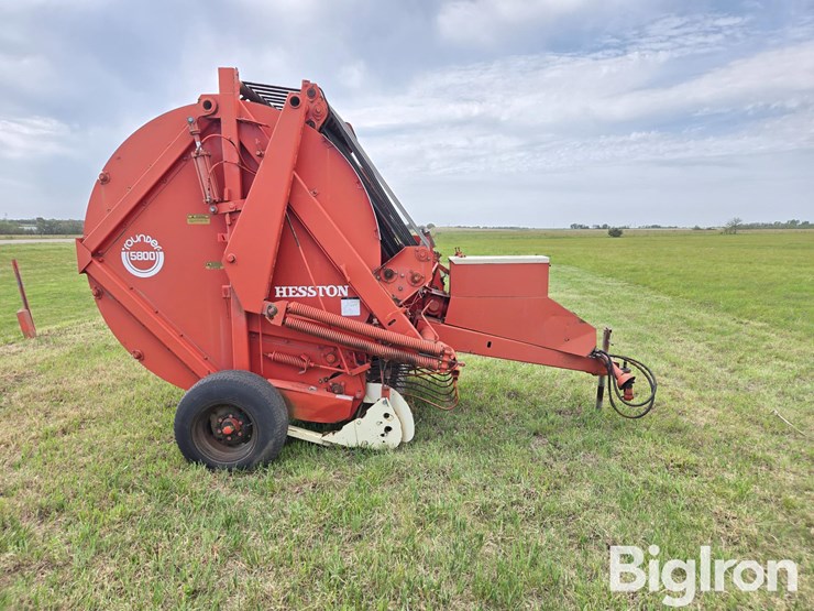 hesston-5800-image-4