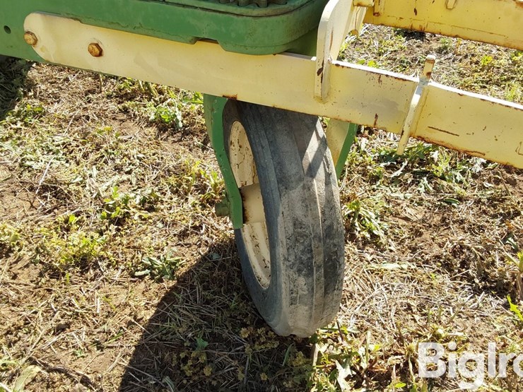 1953-john-deere-60-image-11