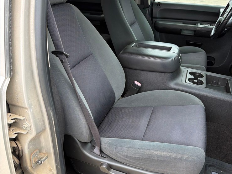 2009-chevrolet-1500-image-25