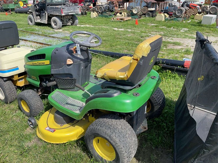 john-deere-110-image-3