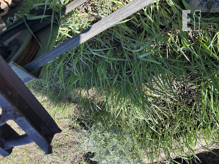 john-deere-450-image-11