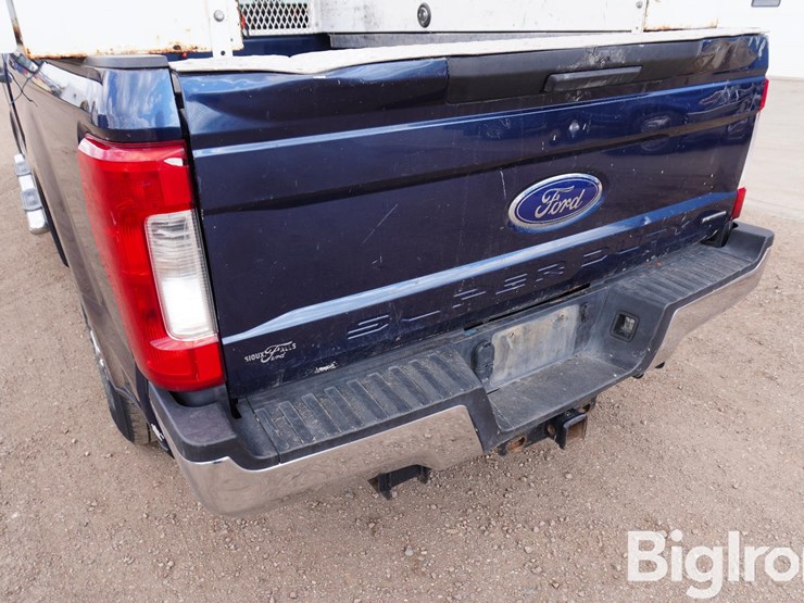 2018-ford-f350-xl-image-10