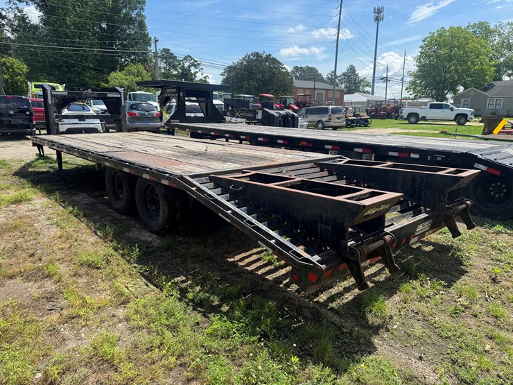2018-big-tex-20'-with-5'-dove-tail-goosneck-14-gn-20bk-plus-5-single-wheel-dual-axle-14.500-gvwr-image-4