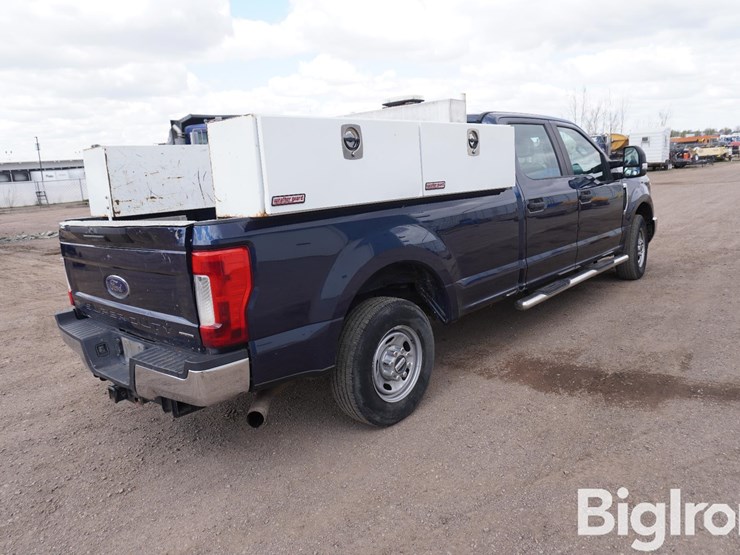 2018-ford-f350-xl-image-5