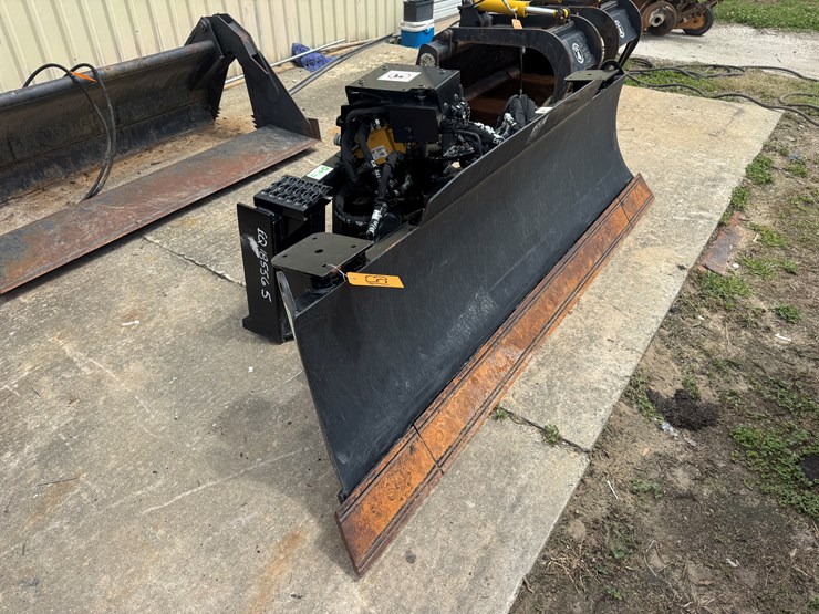 caterpillar-539-image-2