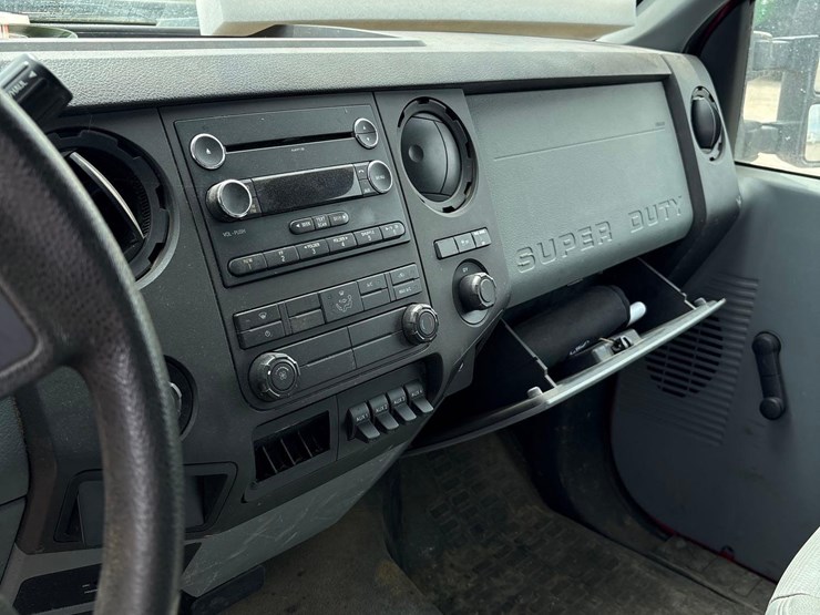 2015-ford-f350-image-50