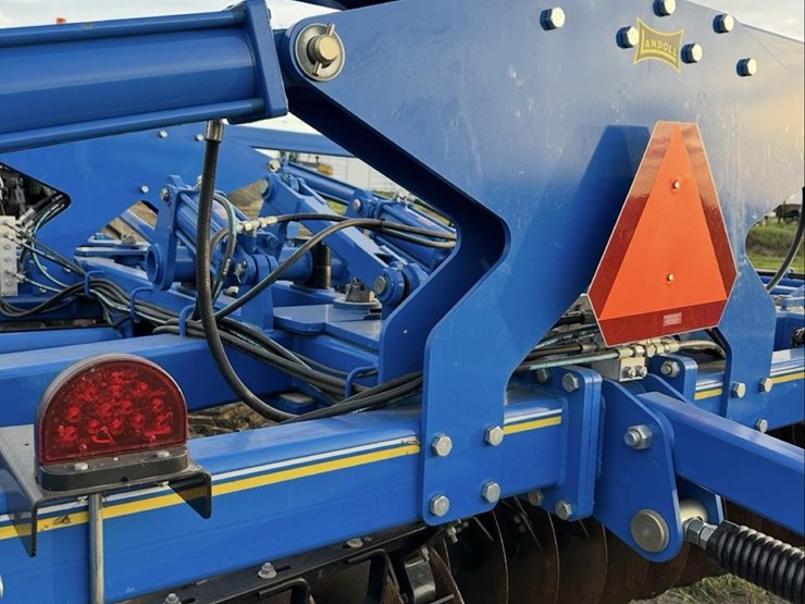 2023-landoll-7530-32-image-8