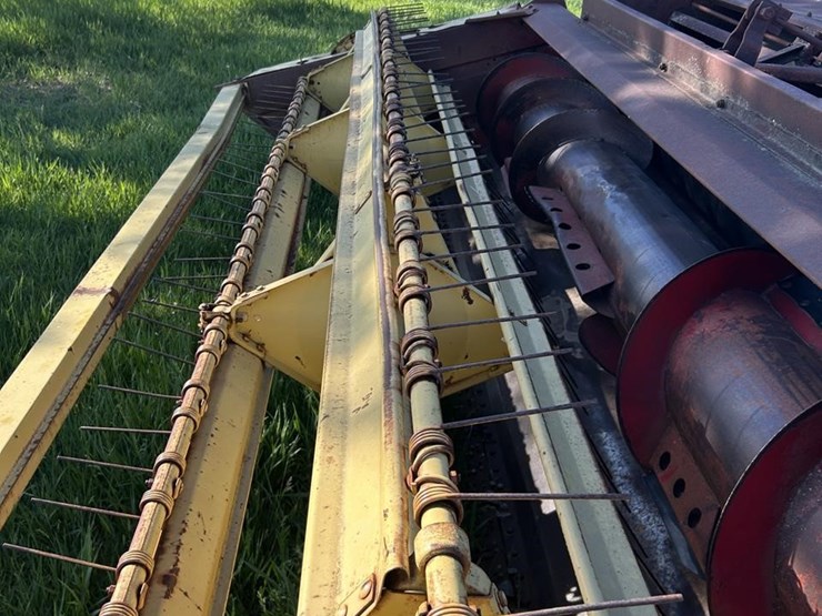 new-holland-490-image-11