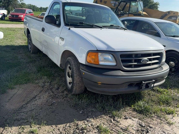 2004-ford-f150-image-2