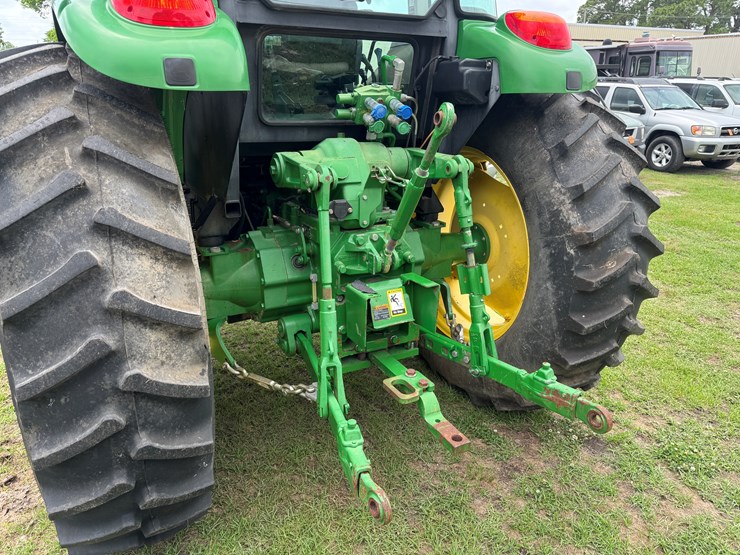 2012-john-deere-6115d-image-5